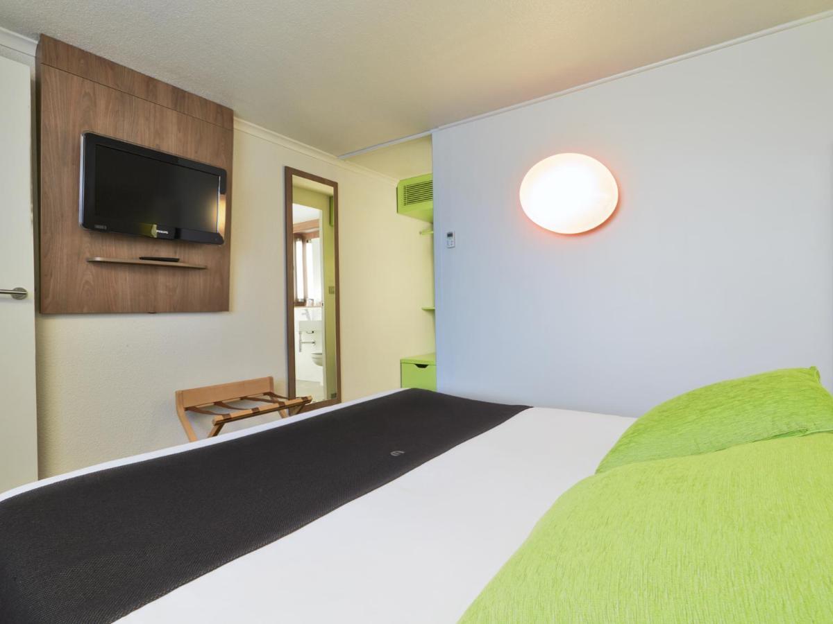 Campanile Lyon Sud Feyzin Hotel Quarto foto